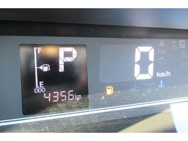 DAIHATSU TANTO CUSTOM 2023 Image 31