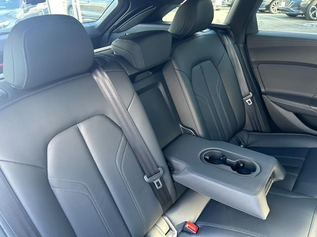 AUDI A5 AVANT 2025 Image 31