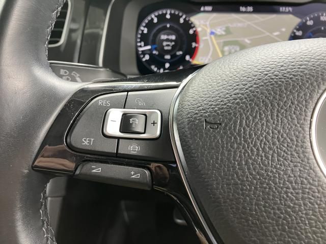 VOLKSWAGEN GOLF 2018 Image 31