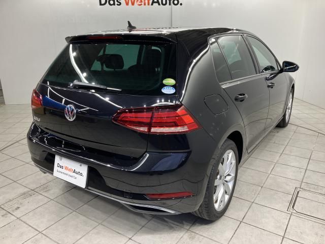 VOLKSWAGEN GOLF 2018 Image 31