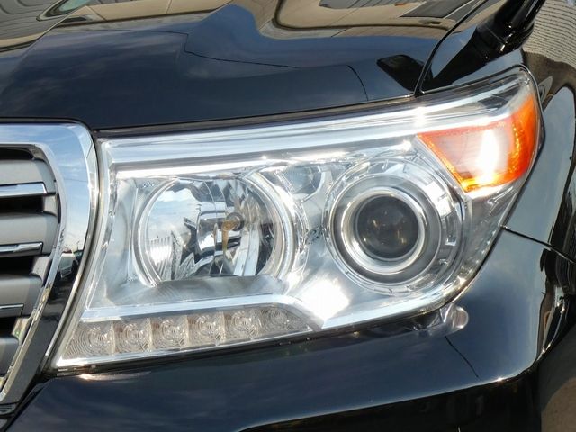 TOYOTA LANDCRUISER WAGON 2013 Image 31