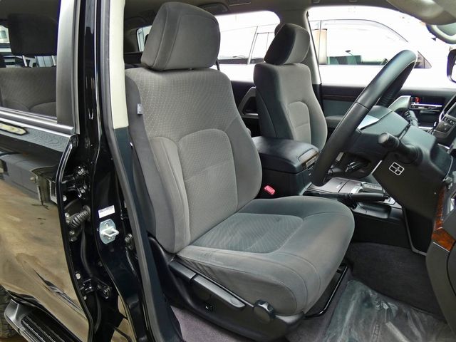 TOYOTA LANDCRUISER WAGON 2013 Image 31