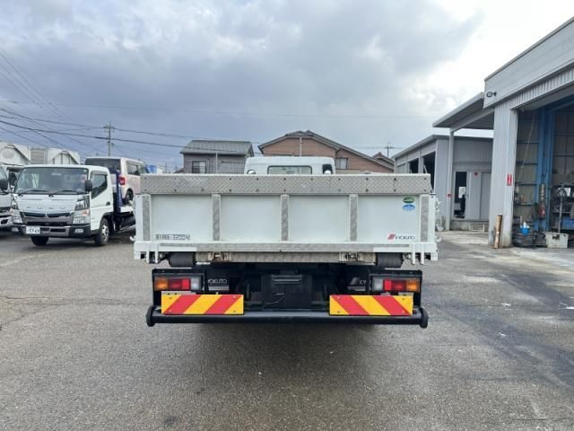 MITSUBISHI CANTER 2016 Image 31