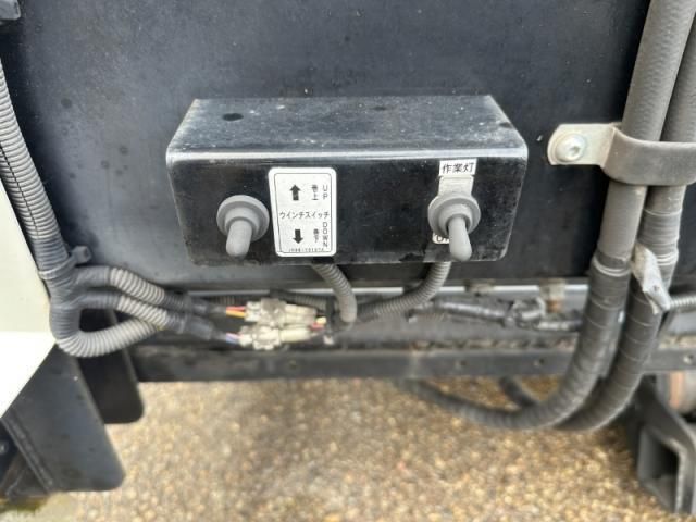 MITSUBISHI CANTER 2016 Image 31