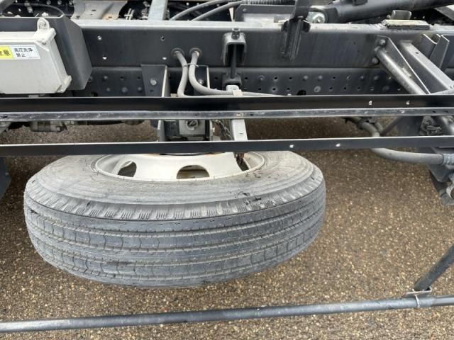 MITSUBISHI CANTER 2016 Image 31