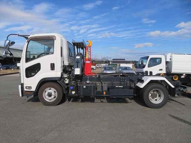 ISUZU FORWARD 2022 Image 31