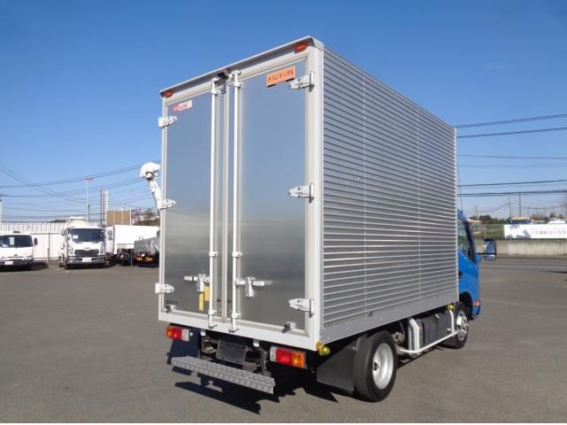 HINO DUTRO 2022 Image 31