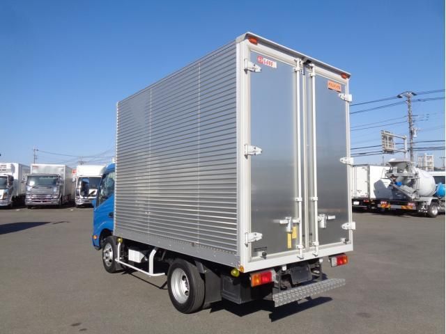 HINO DUTRO 2022 Image 31