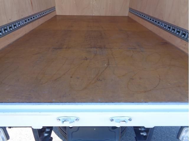 HINO DUTRO 2022 Image 31