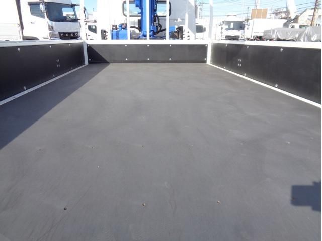 MITSUBISHI CANTER 2025 Image 31