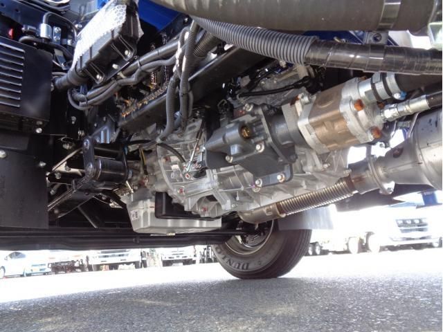 MITSUBISHI CANTER 2025 Image 31