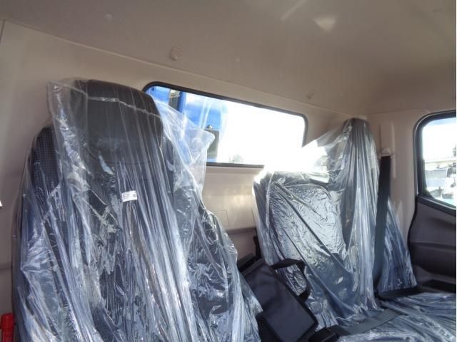 MITSUBISHI CANTER 2025 Image 31