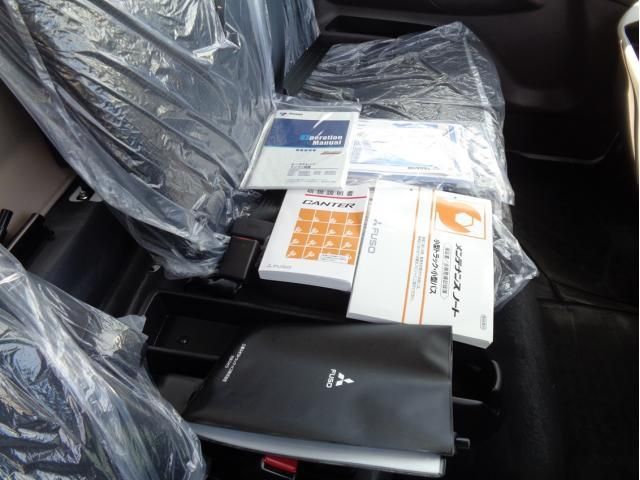 MITSUBISHI CANTER 2025 Image 31