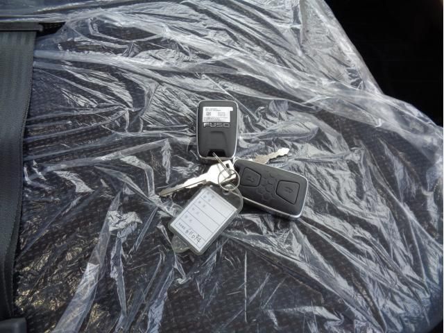 MITSUBISHI CANTER 2025 Image 31