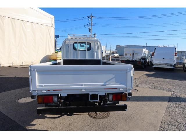 ISUZU ELF 2013 Image 31