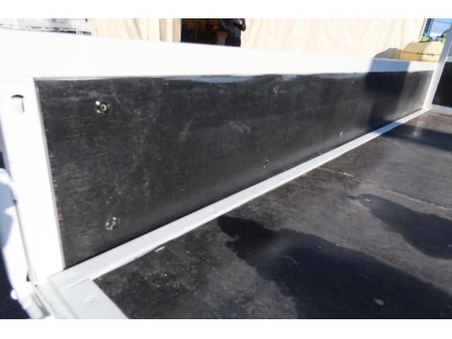 ISUZU ELF 2013 Image 31