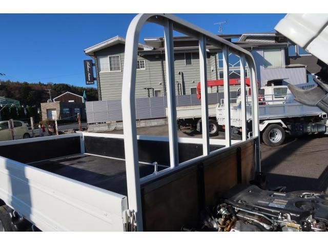 ISUZU ELF 2013 Image 31