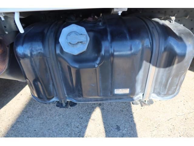 ISUZU ELF 2013 Image 31