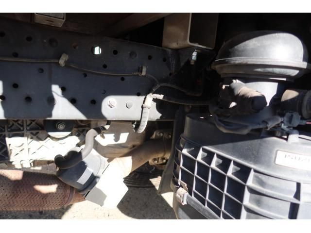 ISUZU ELF 2013 Image 31