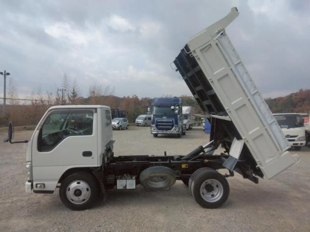 ISUZU ELF 2014 Image 31