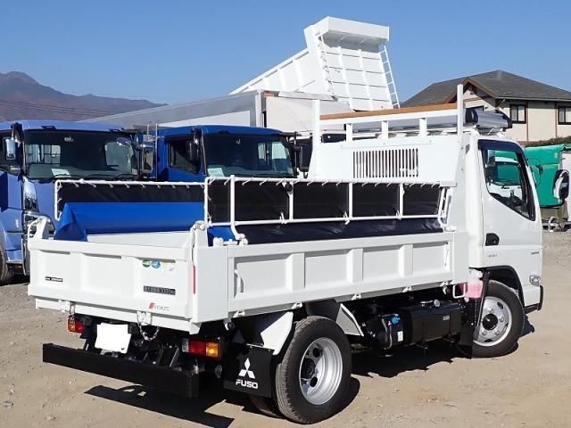 MITSUBISHI CANTER 2025 Image 31