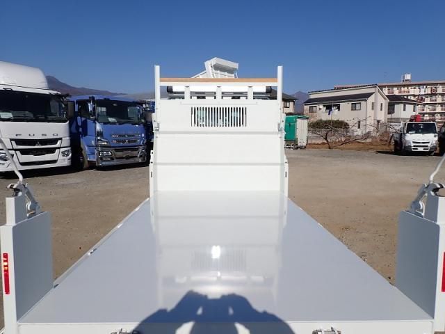 MITSUBISHI CANTER 2025 Image 31