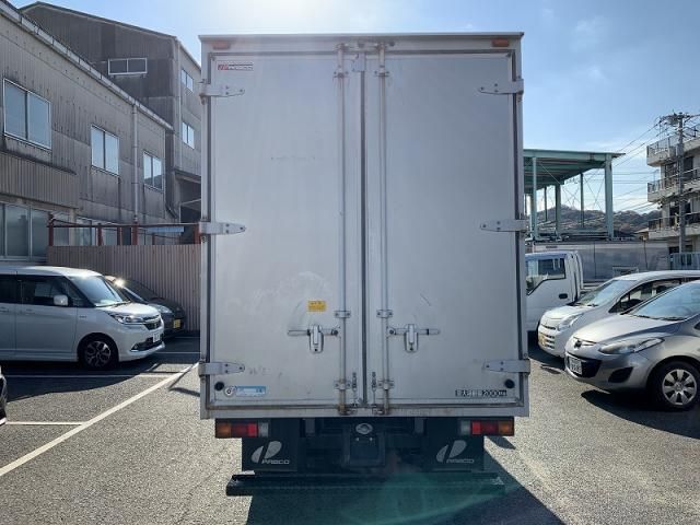 MITSUBISHI CANTER 2017 Image 31