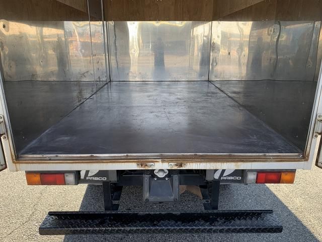 MITSUBISHI CANTER 2017 Image 31