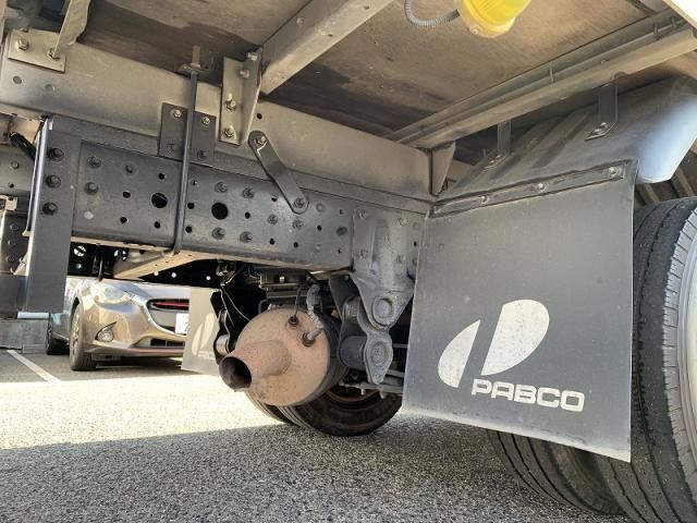 MITSUBISHI CANTER 2017 Image 31