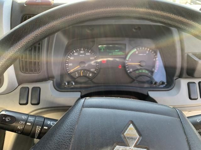 MITSUBISHI CANTER 2017 Image 31