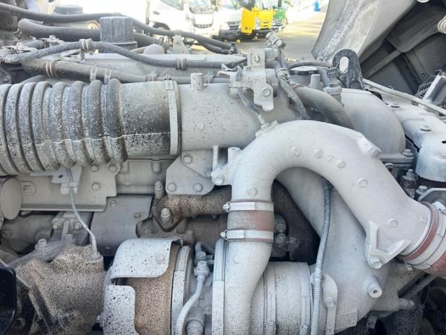 ISUZU GIGA 2023 Image 31