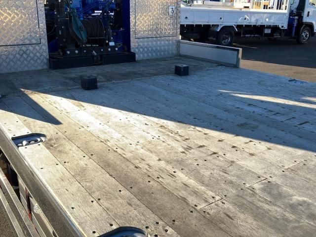 ISUZU GIGA 2024 Image 31