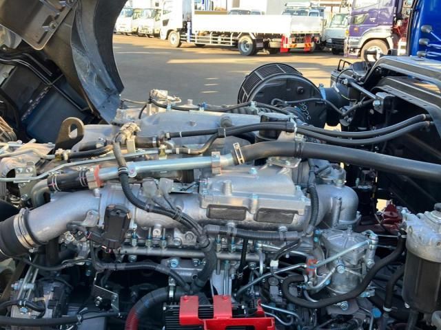 ISUZU GIGA 2024 Image 31