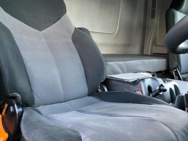 HINO PROFIA 2013 Image 31