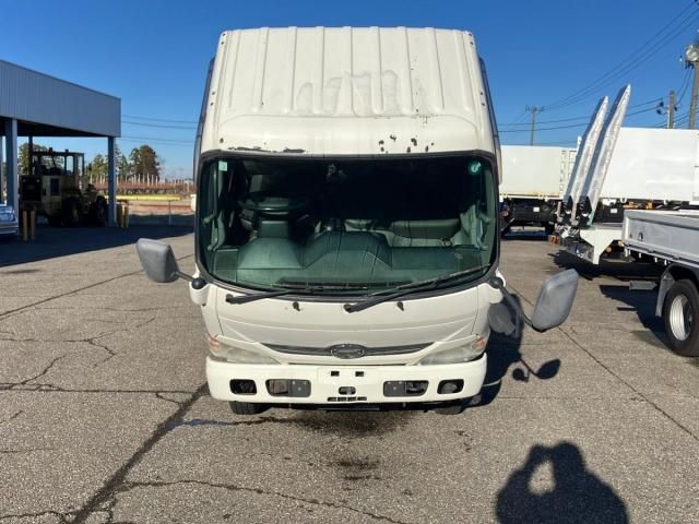 HINO DUTRO 2014 Image 31