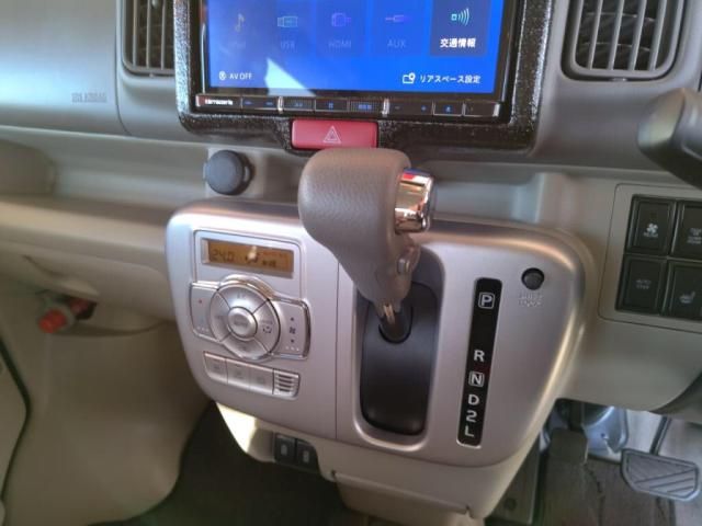 SUZUKI EVERY WAGON 2023 Image 31