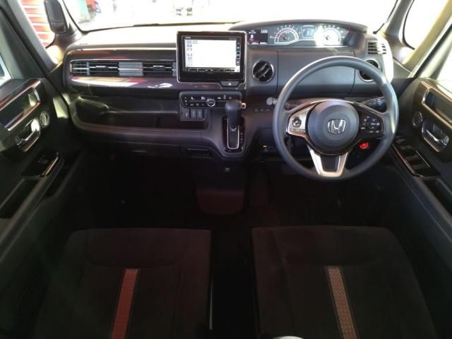 HONDA N BOX CUSTOM 2017 Image 31