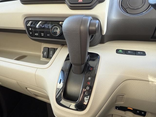 HONDA N BOX 2019 Image 31