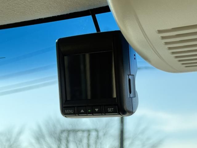 HONDA N BOX 2019 Image 31