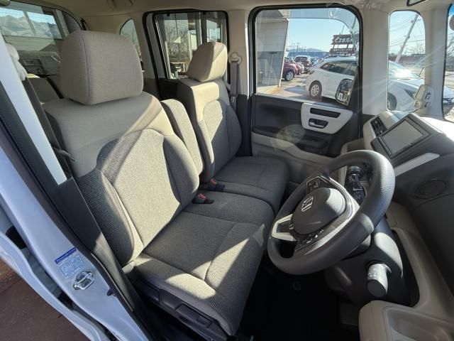 HONDA N BOX 2019 Image 31