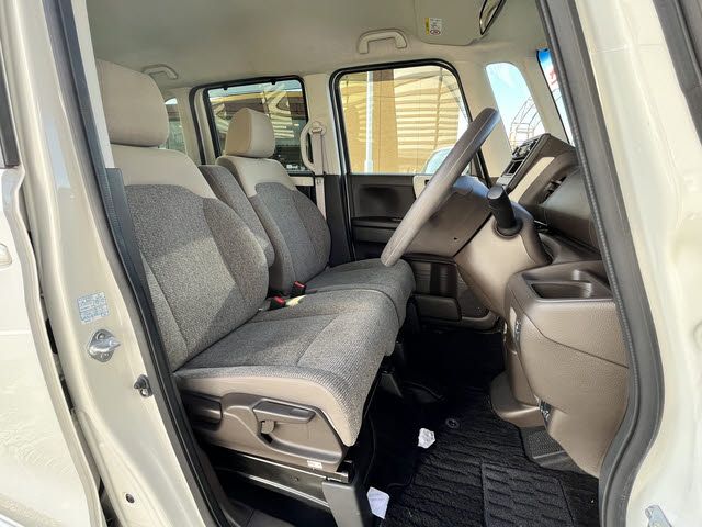 HONDA N BOX 2023 Image 31