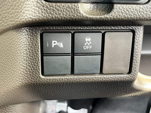 HONDA N BOX 2023 Image 31