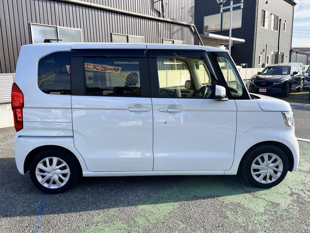 HONDA N BOX 2023 Image 31