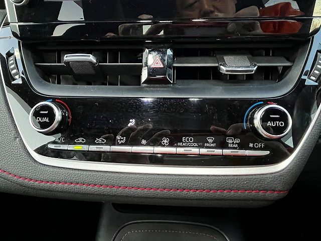 TOYOTA COROLLA SPORT 2020 Image 31