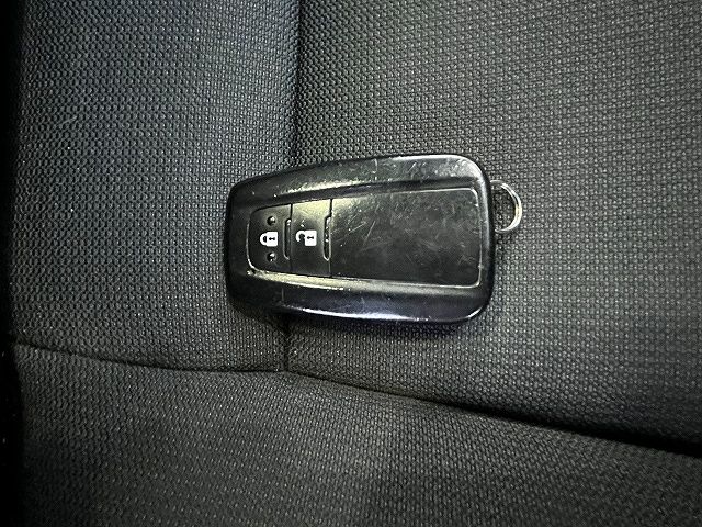 TOYOTA COROLLA SPORT 2020 Image 31