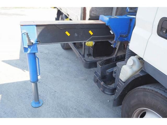 MITSUBISHI CANTER 2018 Image 31