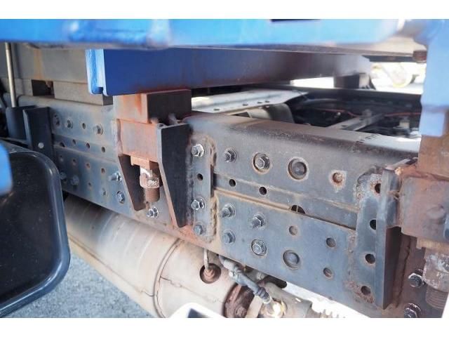 MITSUBISHI CANTER 2018 Image 31