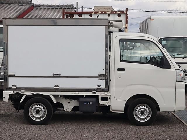 DAIHATSU HIJET TRUCK 4WD 2019 Image 31