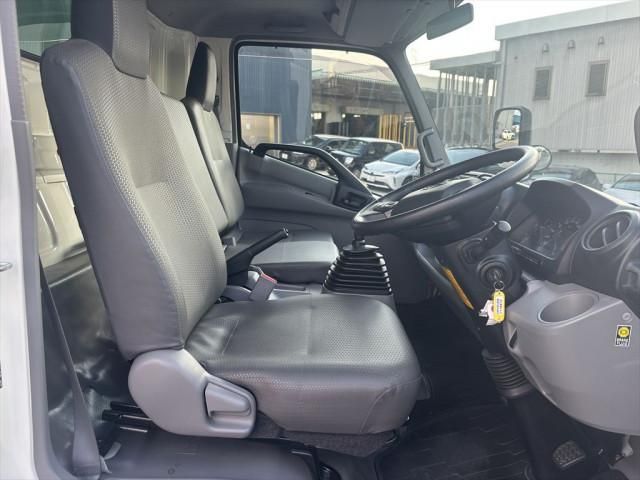 HINO DUTRO 2020 Image 31