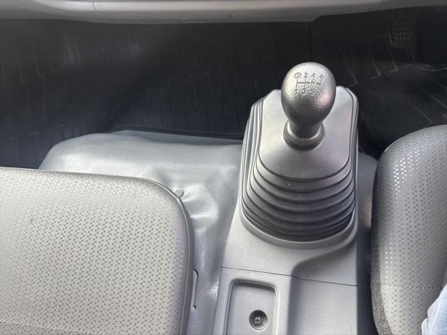 HINO DUTRO 2020 Image 31